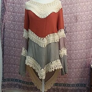 🆕️WOT~ BEAUTIFUL KNIT TUNIC